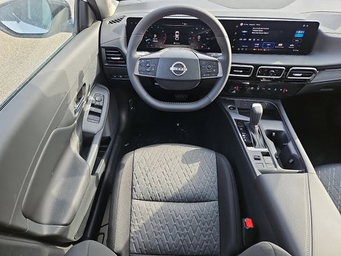 New 2026 Nissan Sentra SV image 9
