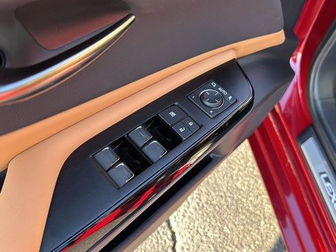 New 2025 Lexus ES 350 w/ Premium Package image 29