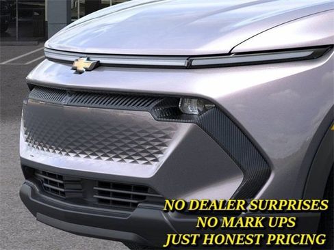 New 2026 Chevrolet Equinox EV LT image 13