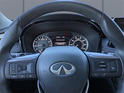 Certified 2025 INFINITI QX60 Pure image 32