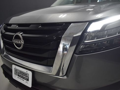 Certified 2023 Nissan Pathfinder SV AWD/4WD image 10