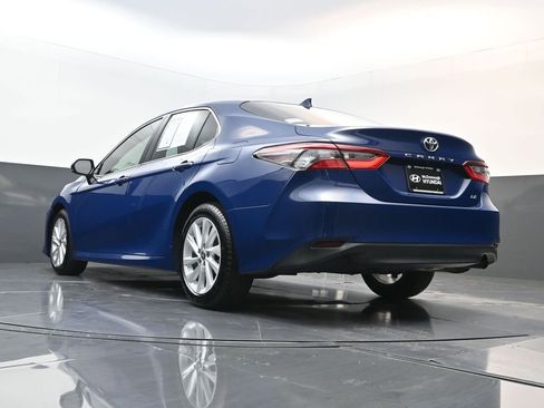 Used 2023 Toyota Camry LE image 27