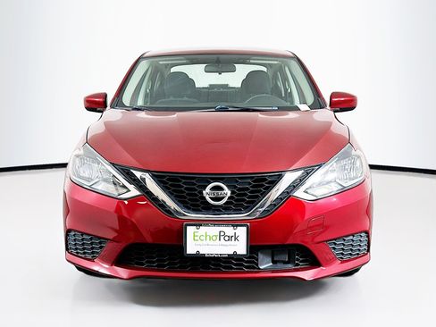 Used 2018 Nissan Sentra SV FWD image 2