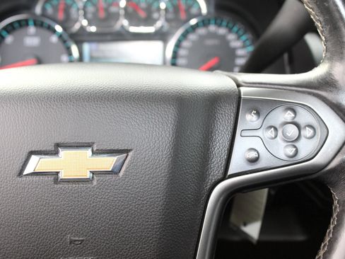 Used 2016 Chevrolet Suburban LT AWD/4WD image 15