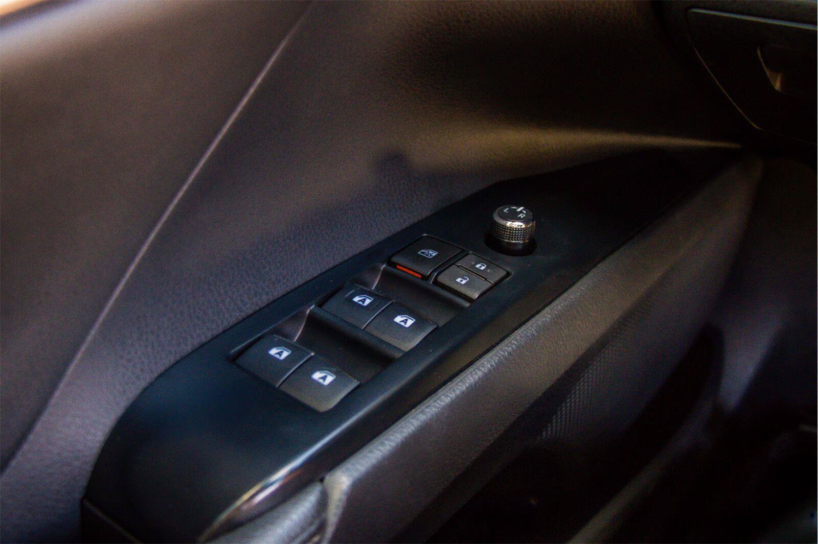 Used 2019 Toyota Camry XSE FWD image 16