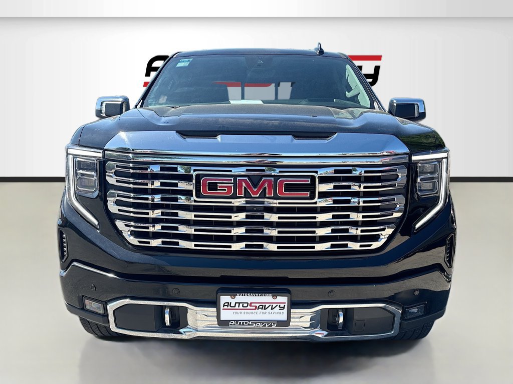 Used 2024 GMC Sierra 1500 Denali w/ Denali Reserve Package AWD/4WD image 2