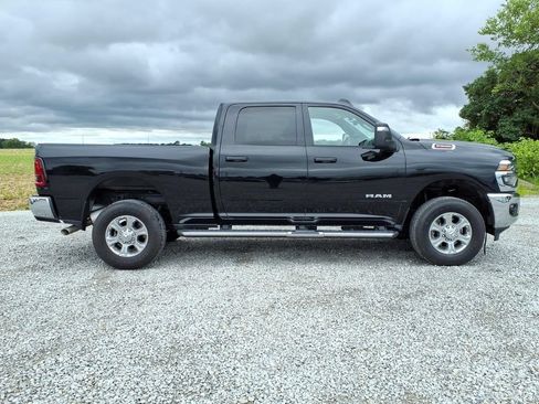 Used 2026 RAM 2500 Big Horn AWD/4WD image 6