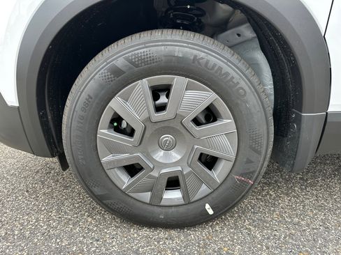 New 2026 Nissan Kicks S image 11