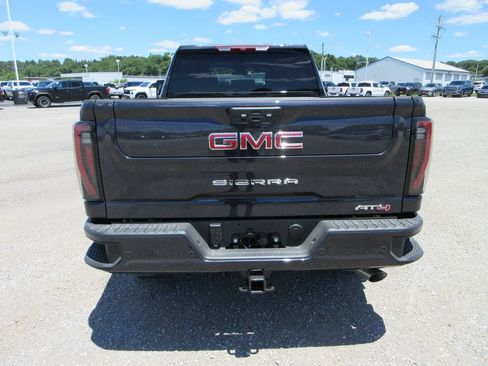 New 2026 GMC Sierra 2500 AT4 AWD/4WD image 6