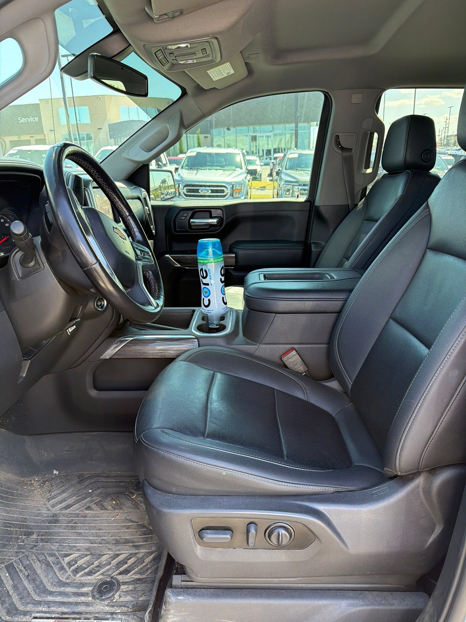 Used 2022 Chevrolet Silverado 1500 LTZ AWD/4WD image 9