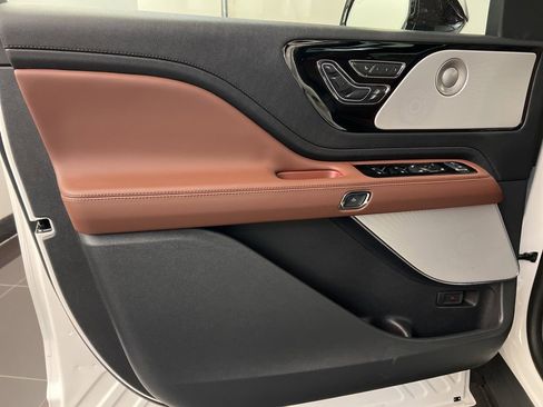 New 2026 Lincoln Aviator Reserve image 30