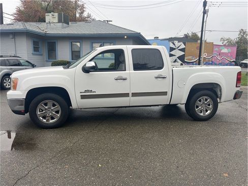 Used 2012 GMC Sierra 1500 SLE w/ Power Tech Package image 4