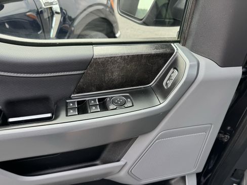 Used 2022 Ford F150 XLT w/ Equipment Group 302A High image 15