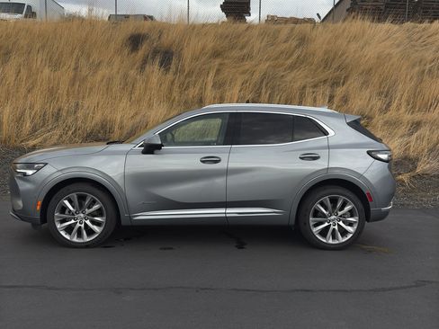 Used 2023 Buick Envision Avenir image 5