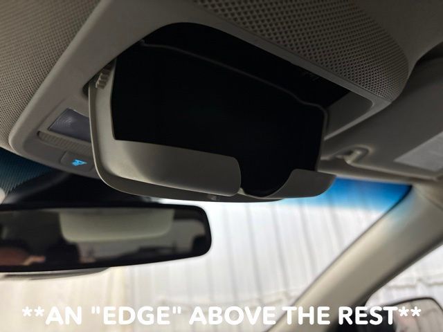 Used 2020 Ford Edge SEL w/ Convenience Package AWD/4WD image 32