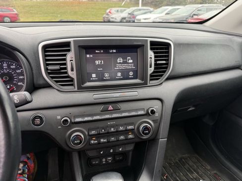 Used 2017 Kia Sportage EX w/ EX Premium Package image 8