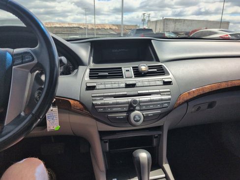Used 2012 Honda Accord EX-L image 18