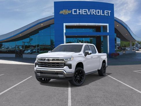 New 2026 Chevrolet Silverado 1500 LTZ w/ LTZ Premium Package AWD/4WD image 32