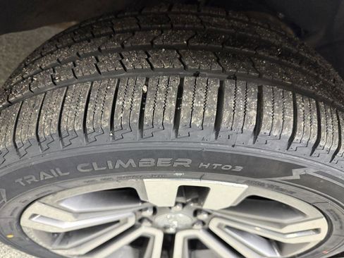 Used 2018 GMC Yukon XL Denali w/ Denali Ultimate Package image 50