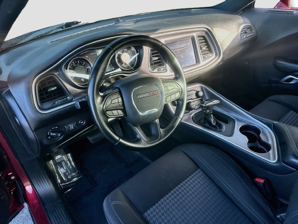 Used 2021 Dodge Challenger SXT w/ Driver Convenience Group AWD/4WD image 9