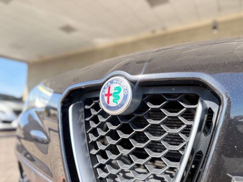 Used 2018 Alfa Romeo Stelvio Ti Sport image 28