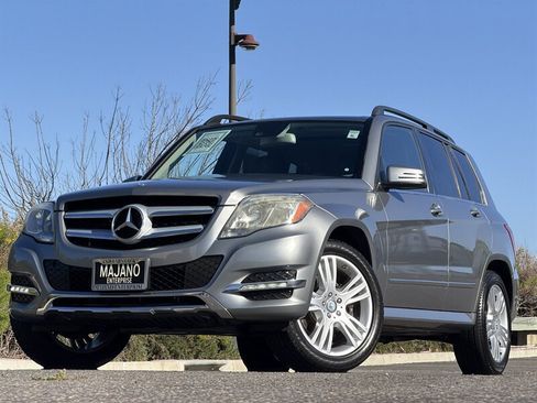 Used 2015 Mercedes-Benz GLK 350 2WD w/ Premium 1 Package image 1