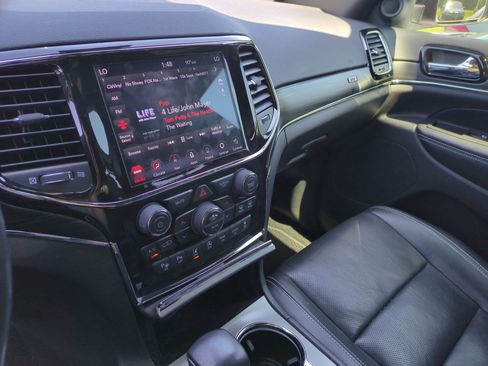 Used 2021 Jeep Grand Cherokee Limited w/ Quick Order Package 28K 80th AWD/4WD image 23
