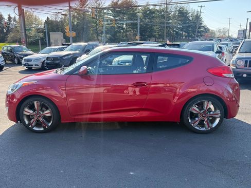 Used 2016 Hyundai Veloster w/ Option Group 02 image 6