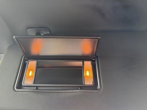 New 2026 RAM 1500 4x4 Crew Cab image 27