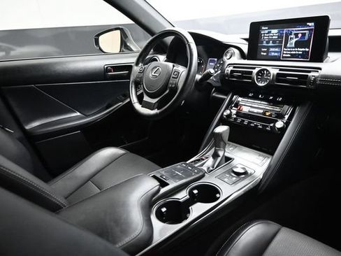 Used 2022 Lexus IS 300 w/ Premium Package RWD image 12