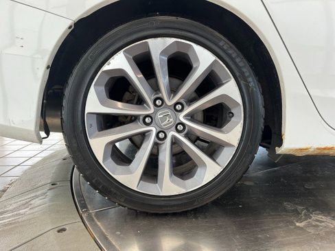 Used 2014 Honda Accord Sport image 40