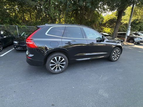 Certified 2023 Volvo XC60 B5 Core w/ Climate Package AWD/4WD image 50