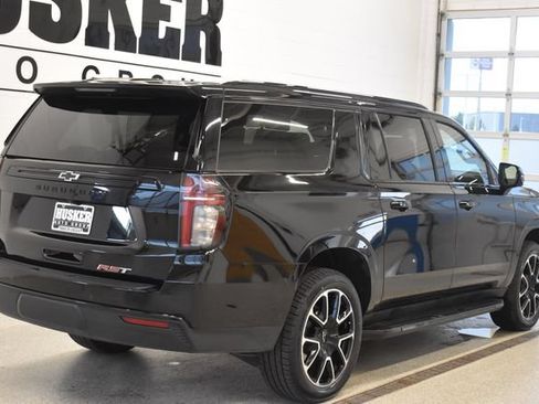 Used 2023 Chevrolet Suburban RST w/ Luxury Package AWD/4WD image 4