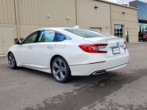 Used 2020 Honda Accord Touring image 7