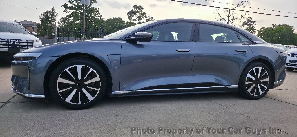 Used 2024 Lucid Air Pure RWD image 2