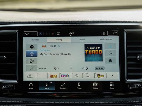 New 2026 Chrysler Pacifica Select FWD image 28