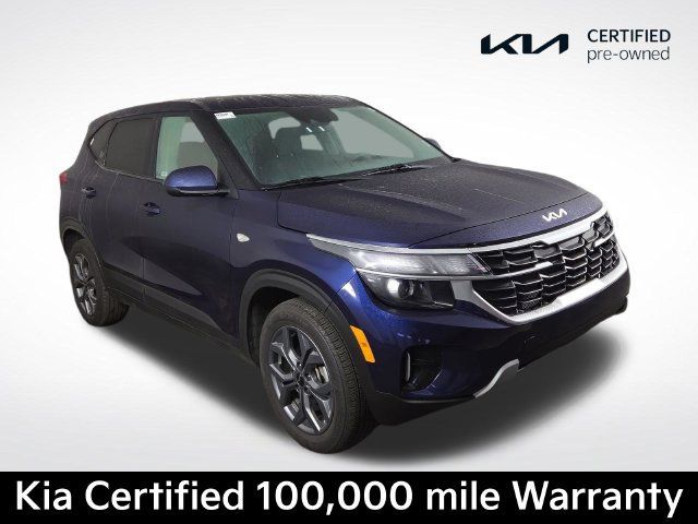 Certified 2026 Kia Seltos LX FWD image 4