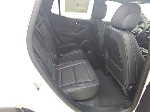 New 2026 Chevrolet Equinox LT image 12