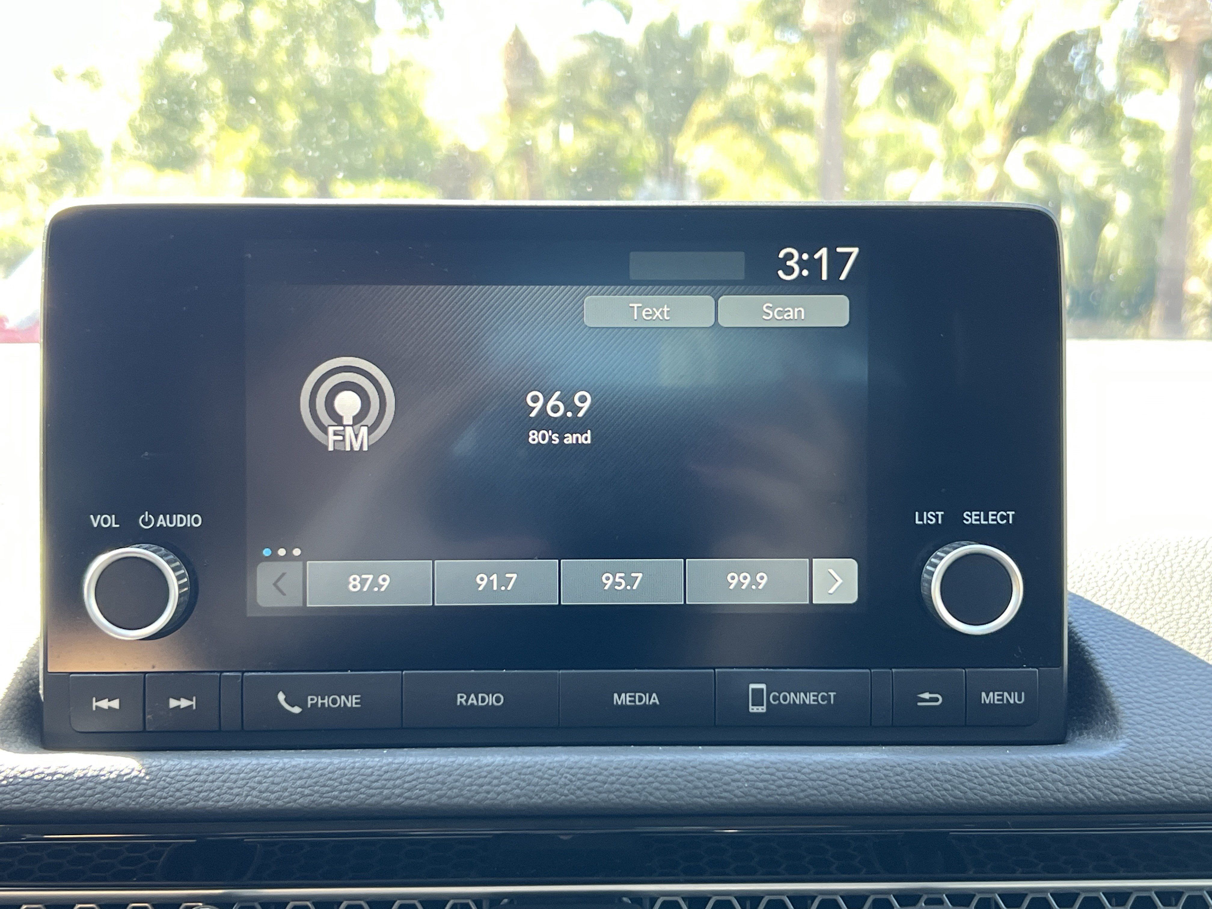 Used 2024 Honda Civic EX-L image 23