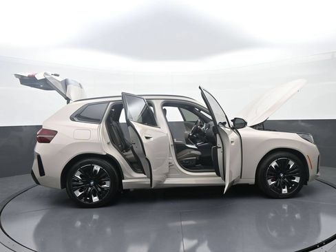 Used 2025 BMW X3 M50 w/ Premium Package AWD/4WD image 45
