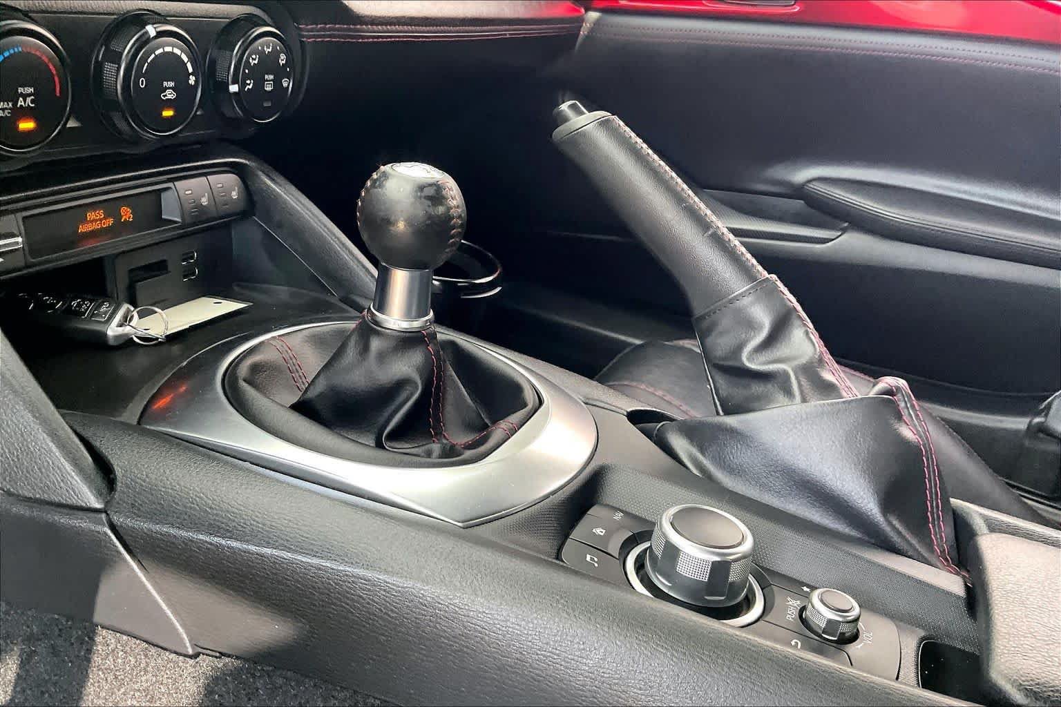 Used 2018 MAZDA MX-5 Miata RF Club w/ Brembo/BBS Package RWD image 17