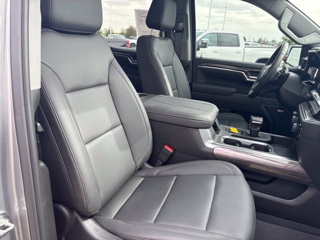 Used 2026 Chevrolet Silverado 1500 LTZ w/ LTZ Premium Package AWD/4WD image 25