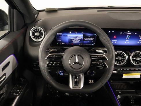 New 2026 Mercedes-Benz GLA 35 AMG 4MATIC image 3