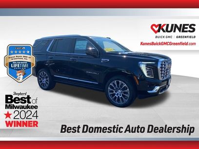 New 2025 GMC Yukon Denali w/ Sun & Power Step Package