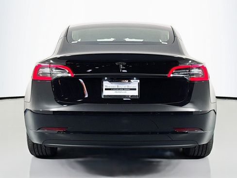 Used 2022 Tesla Model 3 RWD image 3