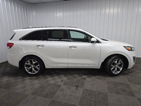 Used 2017 Kia Sorento SX FWD image 2