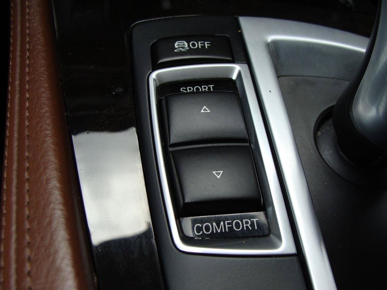 Used 2014 BMW 535i xDrive Sedan AWD/4WD image 27