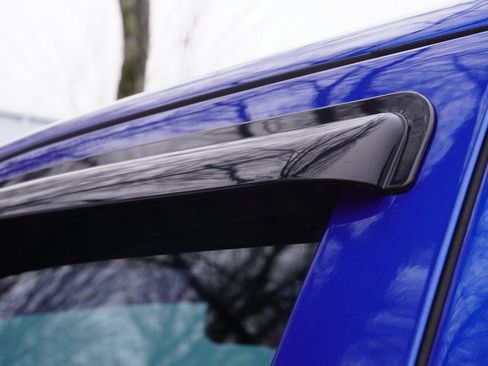 Used 2017 RAM 1500 Express image 9