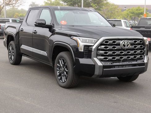 New 2026 Toyota Tundra Platinum AWD/4WD image 3