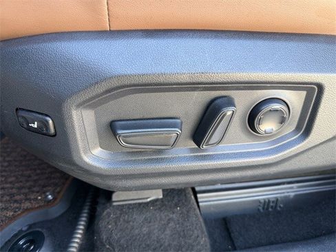 Used 2022 Toyota Tundra 1794 Edition image 28